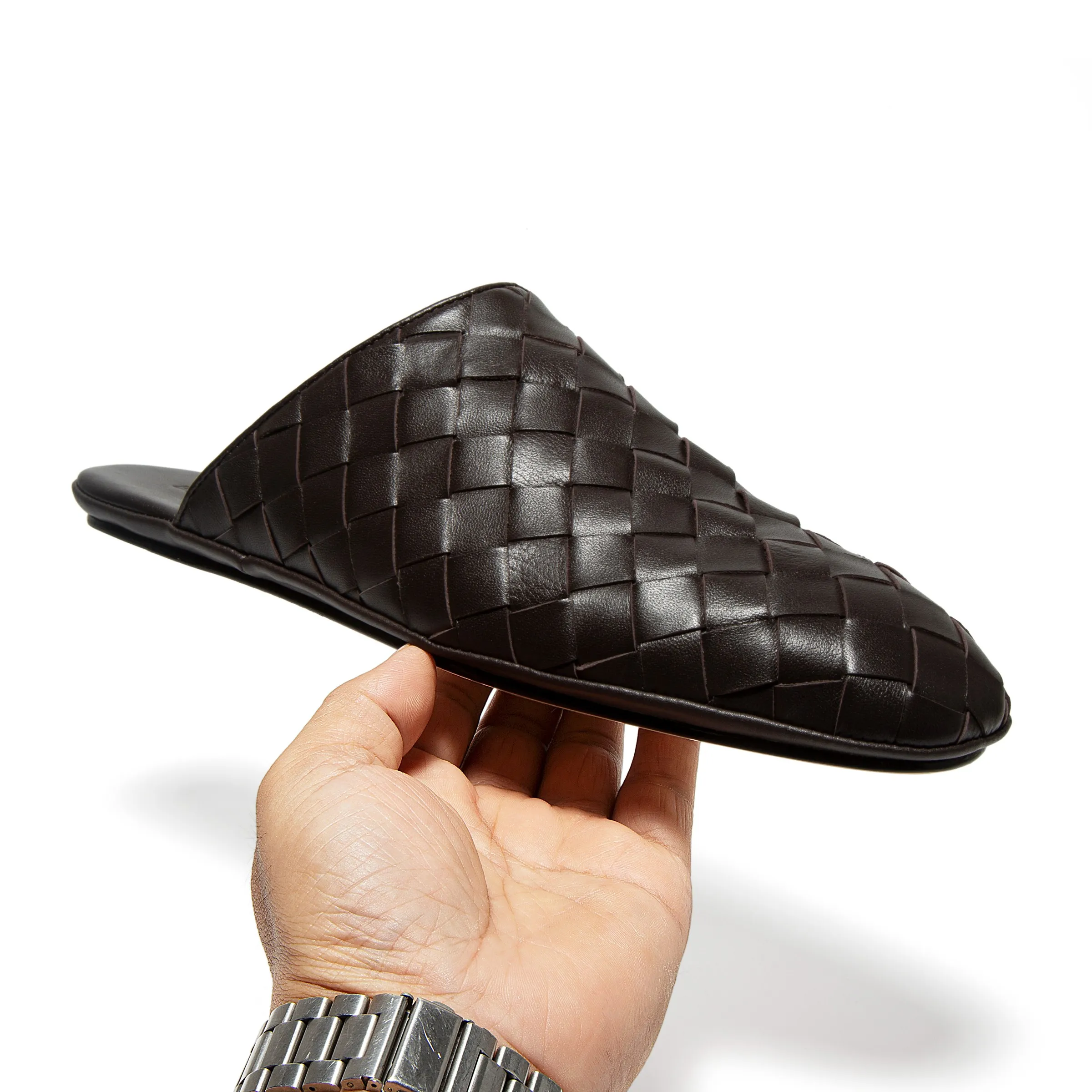 [BV] Top P: 720💰Size for couples: Female 35-39 Male 39--44 (Female 40. Male 38.45.46.47 customization is not returnable) [Note‼ ️] Add 💰 to size 46, add 💰 to size 47. Bottega Veneta's 2025 autumn counter synchronized genuine leather outsole classic woven half-drag couple model Bottega Veneta square toe flat shoes, imported mixed sheepskin, imported sheep! Leather outsole! [Rose][Rose]! Purely hand-woven and operated, the original board is reproduced one-to-one! quality assurance!